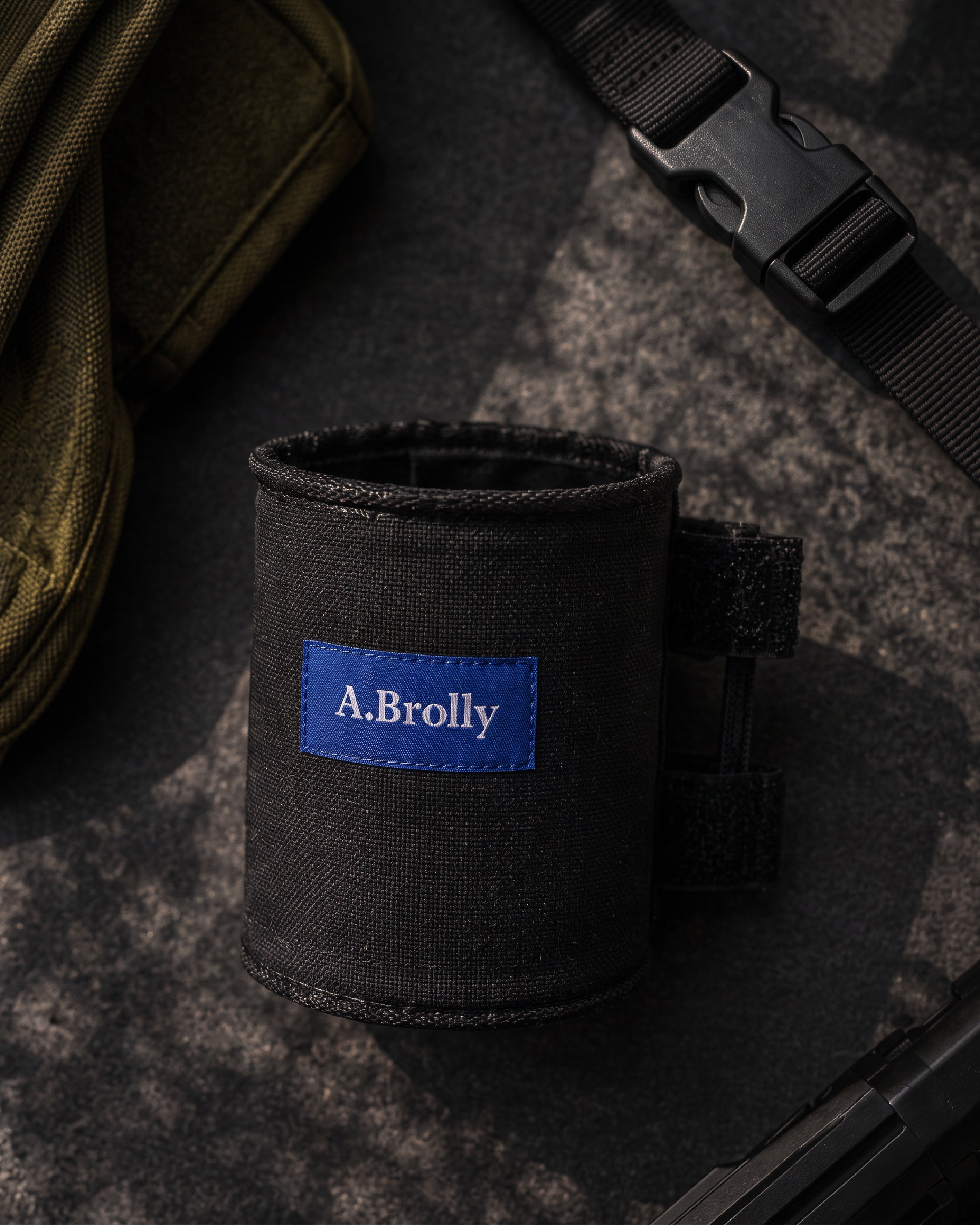 VELCRO STRAP CUP HOLDER