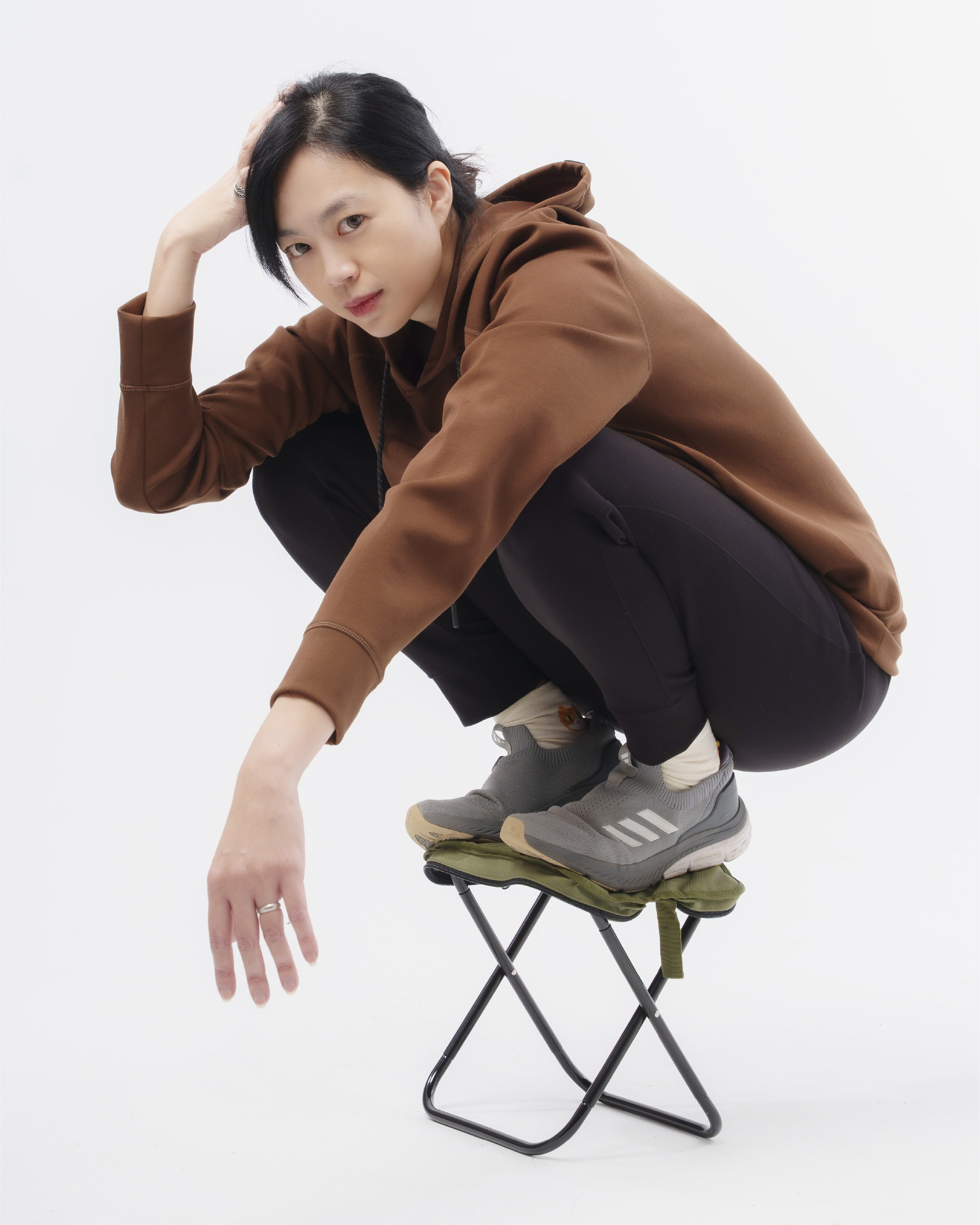 A.Brolly-Pouch Stool
